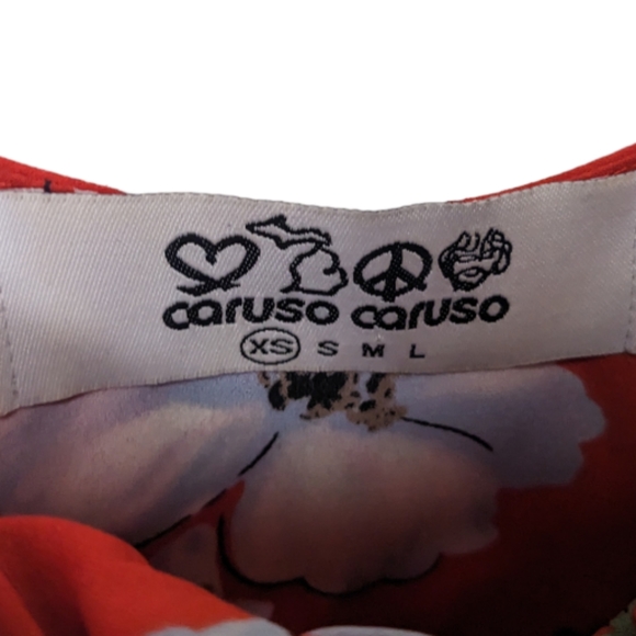 Caruso Red Floral Flowy Crop Top 🌺✨ - Picture 3 of 7